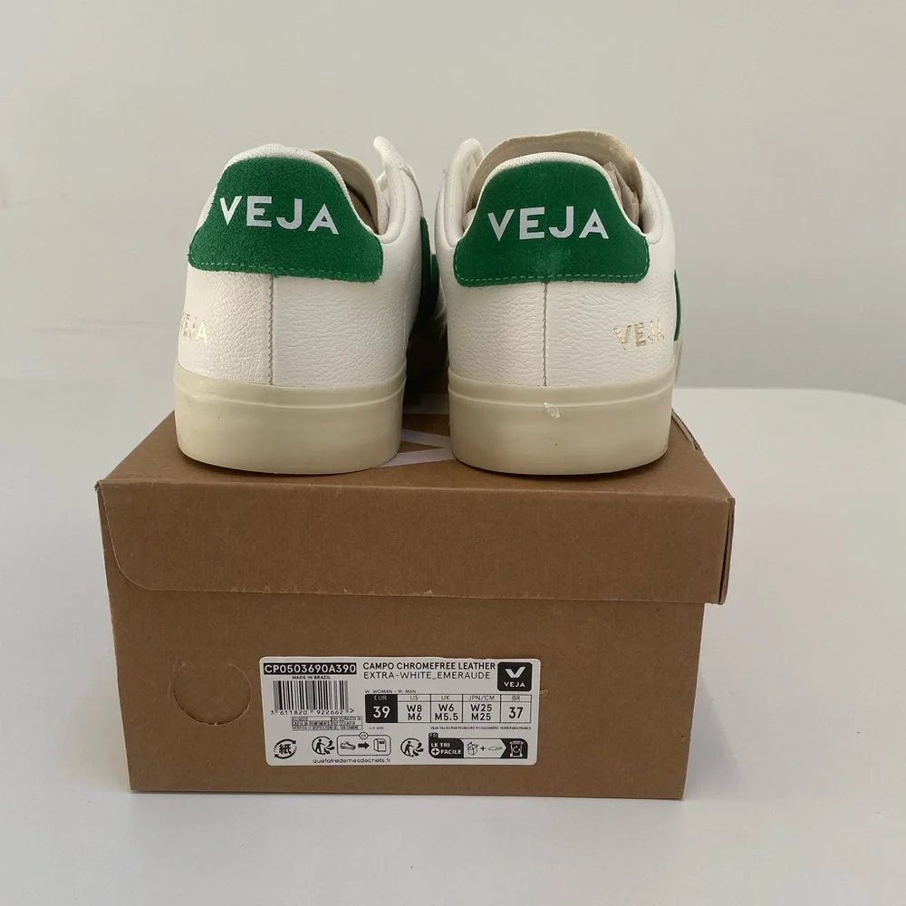 Veja Campo Leather Sneaker Extra White/Emeraude Green size 39EU/8US New in Box - Picture 6 of 7
